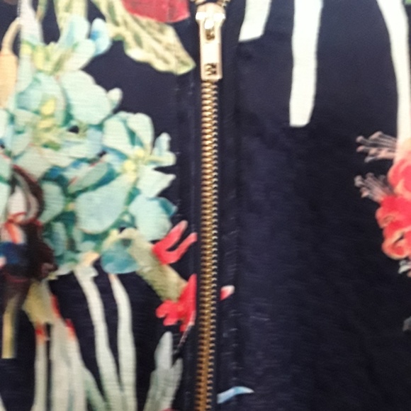 Philosophy multi colored pencil skirt size 2 NWT - Picture 4 of 6